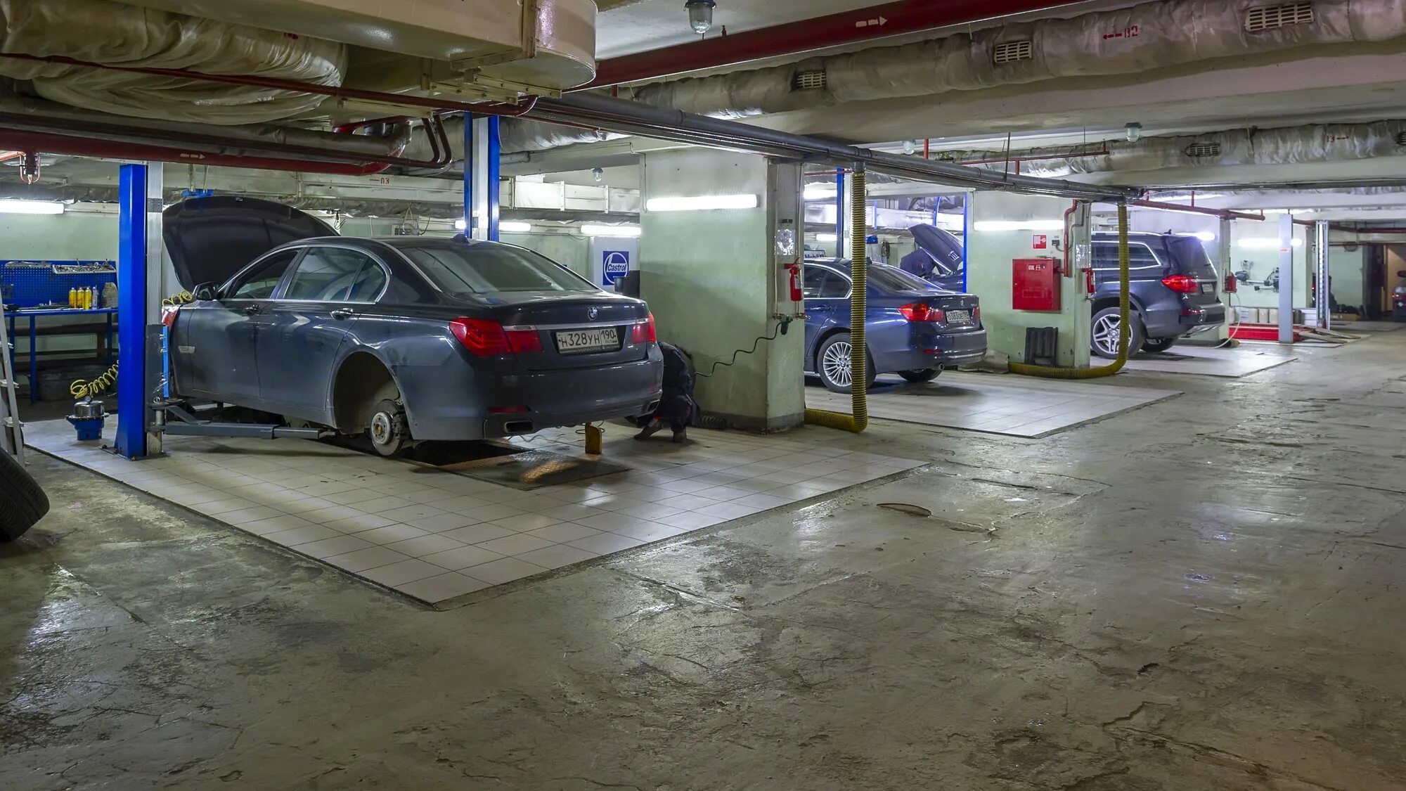 Автосервис центр. Автосервис див абакан улица. Эстакада в автосервисе. Автосервис центр. Автосервис центр.