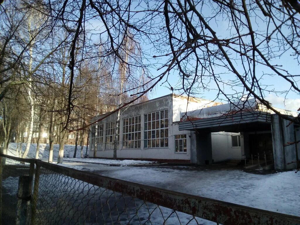 Средняя школа рокоссовского. Рокоссовского курск. Школа рокоссовского. Школа 1360 бульвар рокоссовского. Средняя школа рокоссовского.