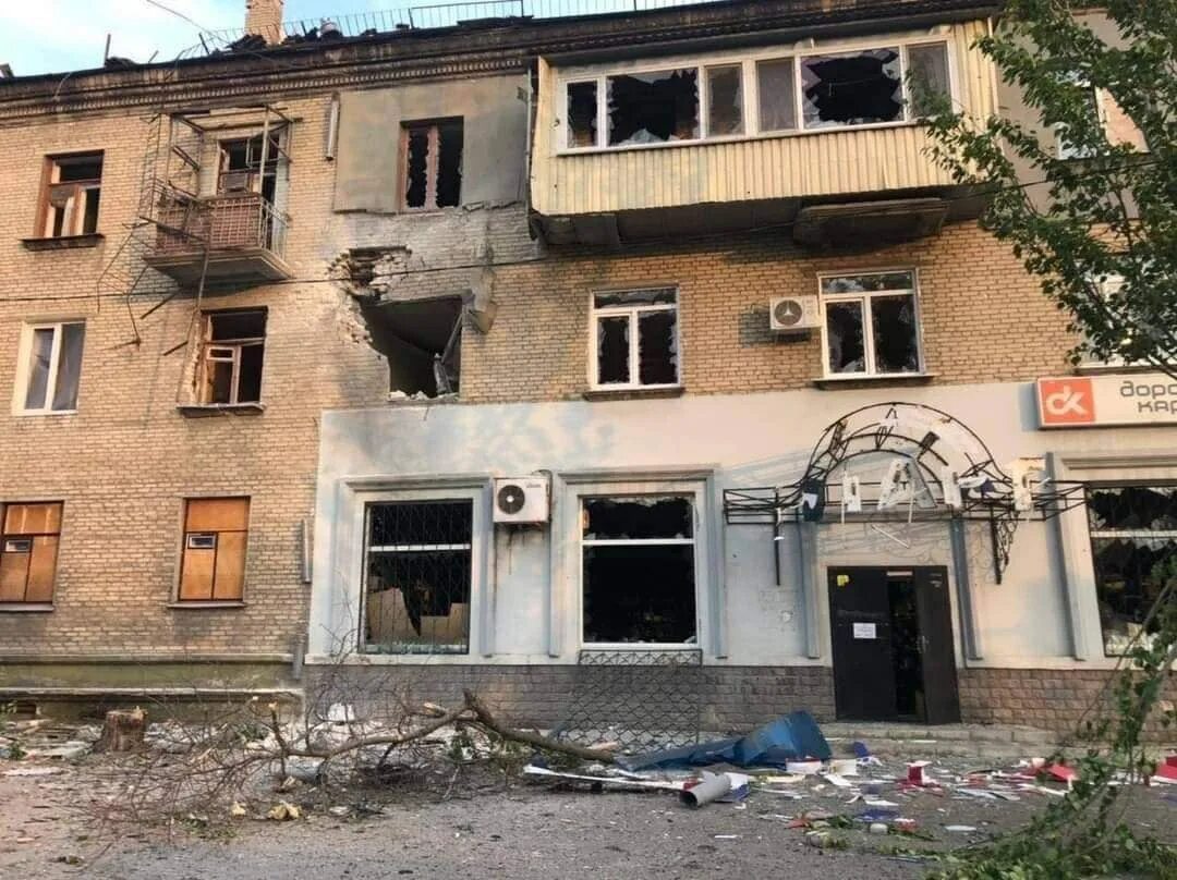 Лисичанск северодонецк. Лисичанск разрушения 2025. лисичанск луганская область. северодонецк война сейчас. лисичанск сейчас.