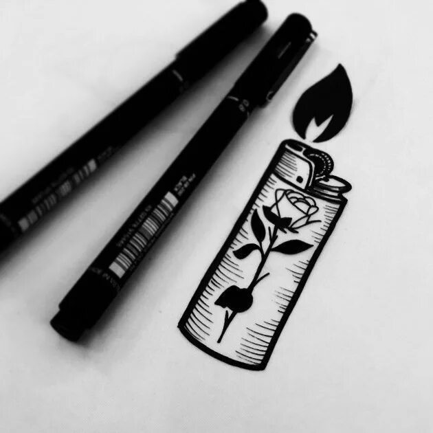 Сигарета тату эскиз. Тату зажигалка. зажигалка эскиз. зажигалка черной ручкой. эскизы тату сигареты.
