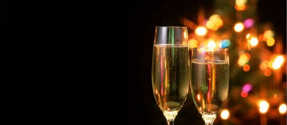 Глоток шампанский. Шампанское новый год. Бокалы с шампанским. Шампанское в бокале. Бокал шампанского новый год.