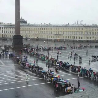Очередь в эрмитаж