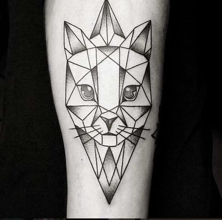 Тату в стиле лайнворк. Геометрические тату. Тату лиса лайнворк. Татуировки в стиле минимализм. Тату геометрия.