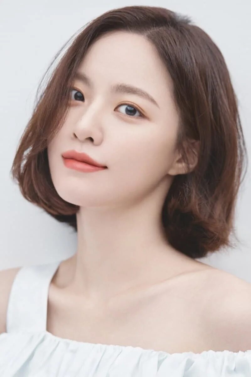 ПЭ Юн-гён. Bae Yoon Kyung. Бэ Юн Янь, 22 года, (Bae Yoon young). Ha Yoon Kyung актриса. Пэ юн ген