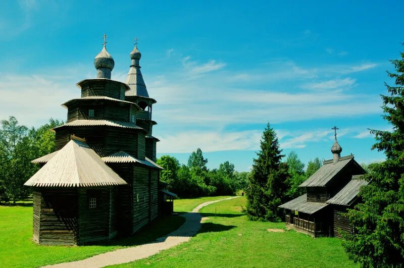 Первые це. Церкви Руси деревянные церкви Руси. Деревянные церкви древней Руси. Деревянные церкви Киевской Руси. Церковь 13 века на Руси.