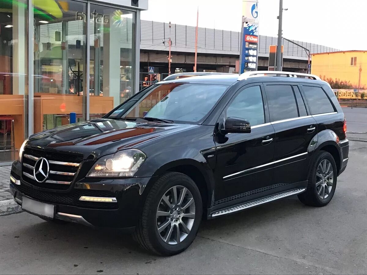 Gl дизель. Mercedes Benz gl 350 2011. Mercedes gl 2011. Мерседес-Бенц gl 350 черный. Мерседес-Бенц GLE 350, черный.