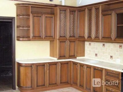 Кухонный гарнитур недорого из массива дерева