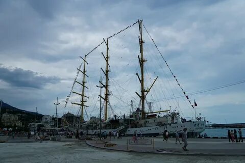 Ялта корабль