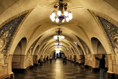 Метро рядом с таганской