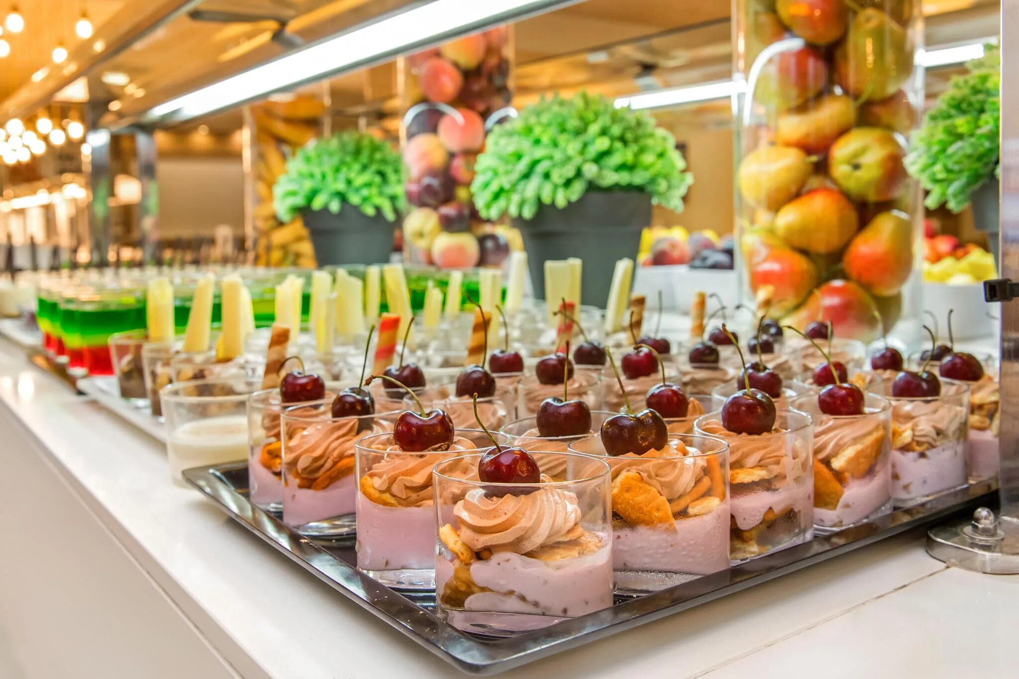 Измайлово дельта завтрак. Гостиница измайлово шведский стол. Гостиница альфа измайлово шведский стол. Гостиница измайлово шведский стол. Вега измайлово гостиница шведский стол.