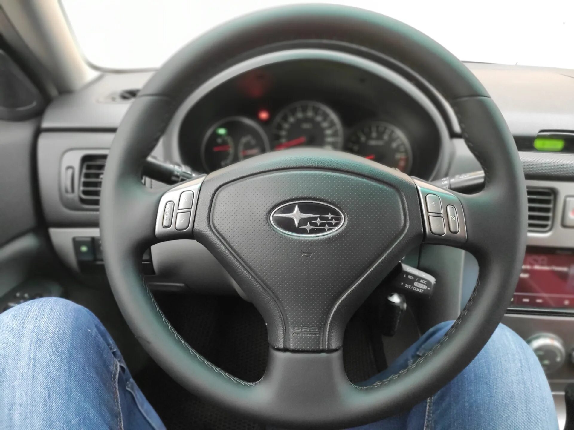 Руль форестер. Руль форестер. Руль субару форестер 2. Субару форестер sg руль. Руль на субару форестер sh5.