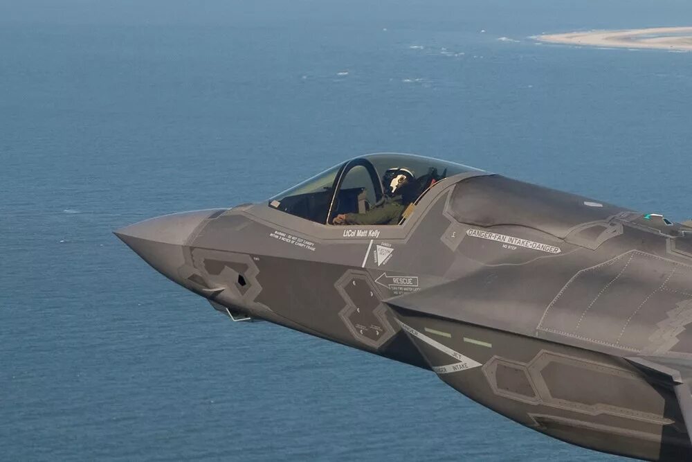 Сколько f35