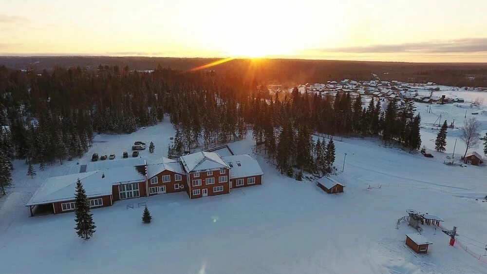 Любытино горнолыжный курорт. Любытино новгородская область горнолыжный курорт. Горнолыжный курорт новгородская область любогорье. Любытино горнолыжный курорт. Горнолыжный курорт новгородская область любогорье.