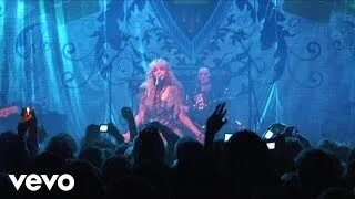 Мэтт беллами. Hole violet. Участники группы hole. Hole клипы. You know you're right hole.