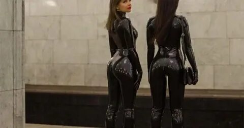 2 девушки москва