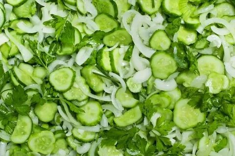 Можно ли салатные огурцы