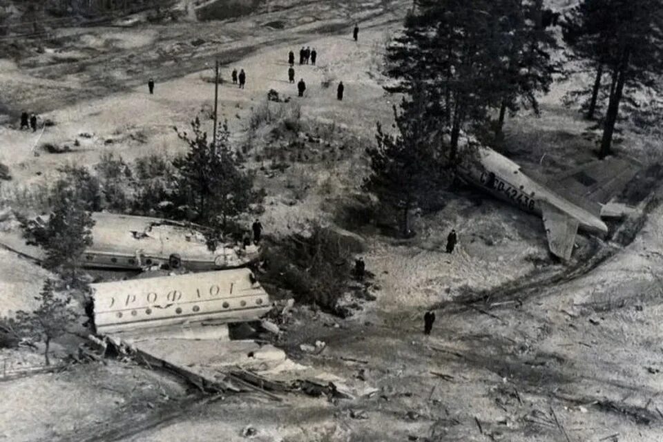Катастрофа 1962. Катастрофа ту-104 в свердловске. авиакатастрофа ту 104. катастрофа ту-104 под красноярском. катастрофа ту-104 под москвой (1979).