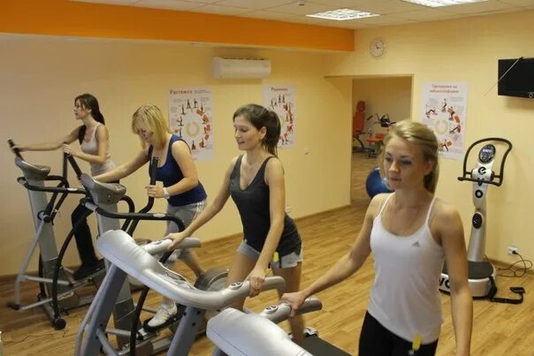 Фитнес лайф саранск сити парк. Фитнес лайф саранск тренеры. Макс фитнес саранск. Тренажерный зал купрей саранск. Фитнес лайф саранск огарев плаза.