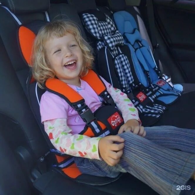 Бескаркасное автокресло разрешено. Бескаркасное автокресло для детей. Детское удерживающее кресло. Детские удерживающие устройства для автомобиля. Детское удерживающее кресло для автомобиля.