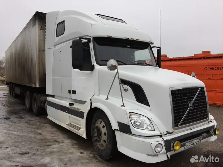 Авито вольво 670. Вольво американец vnl 670. Volvo vnl 670 2008. Volvo vnl 670. Вольво vnl 670 2004.