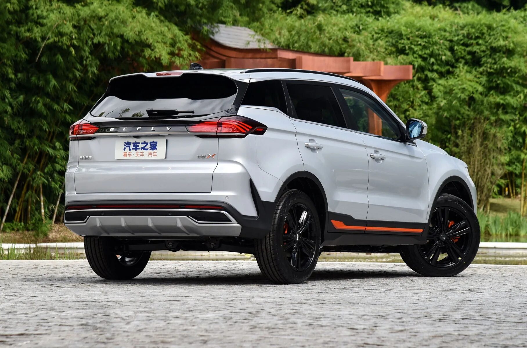 Тюнинг geely atlas pro. Geely atlas tuning. Geely atlas обвес. Geely atlas pro обвес. Geely atlas pro обвес.