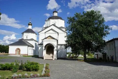 Свято рыльский мужской монастырь