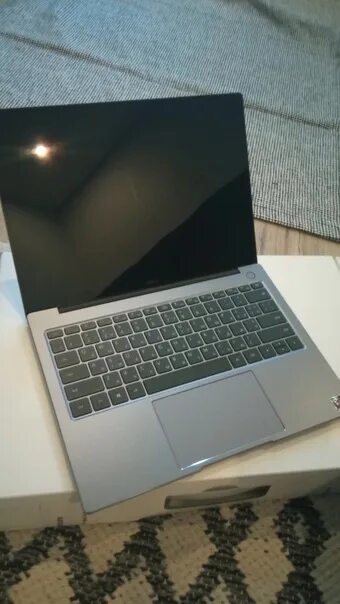 Klvl w56w. Ультрабук huawei matebook 14. Ноутбук huawei matebook. Huawei matebook 14 klvl-w56w. Zs14 ультрабук.