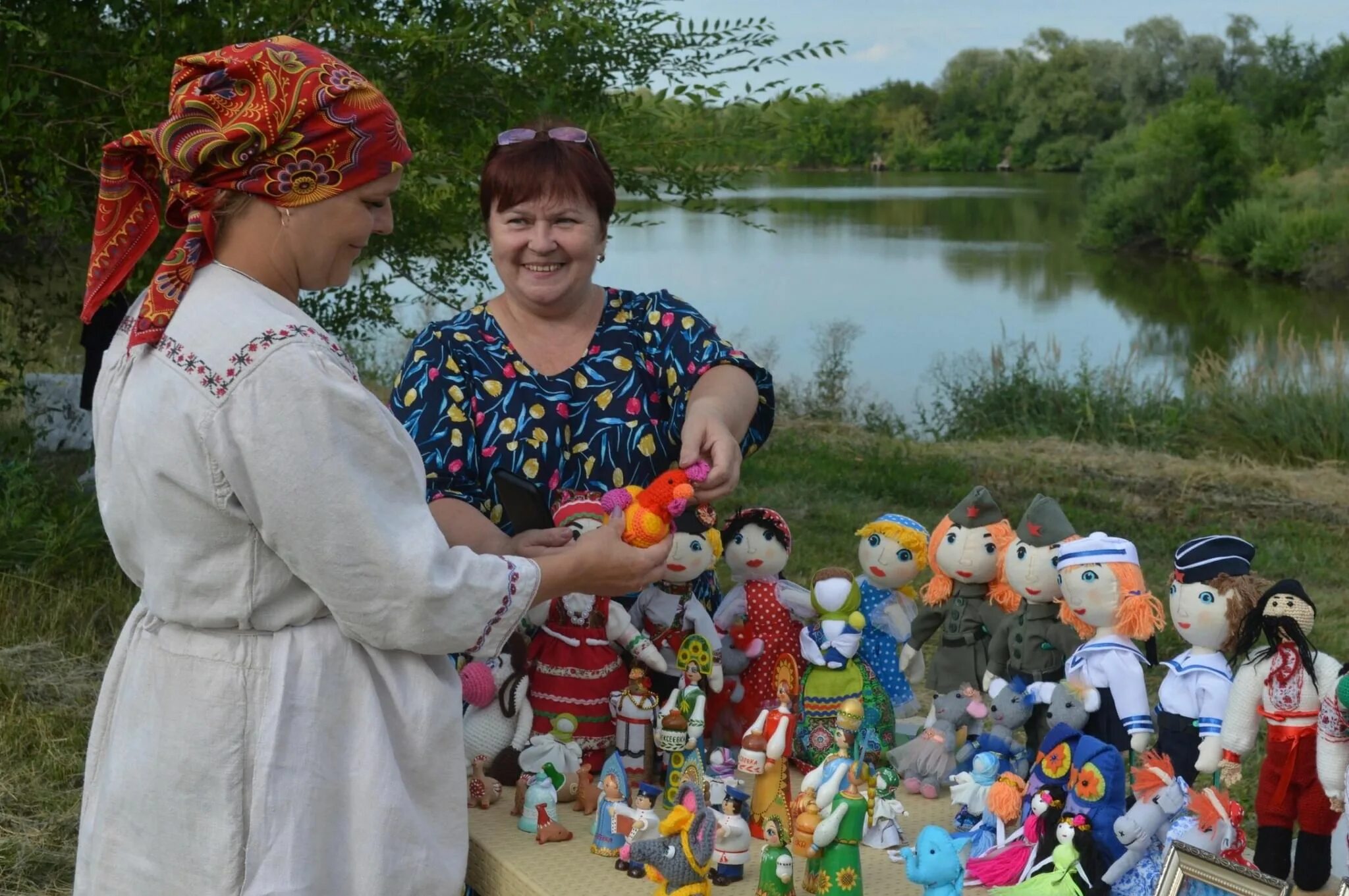 Аллея семьи орел. Церковь глуховка. Глуховка белгородская область. Аллея семейного счастья. Белгородская область алексеевка с гарбузово.