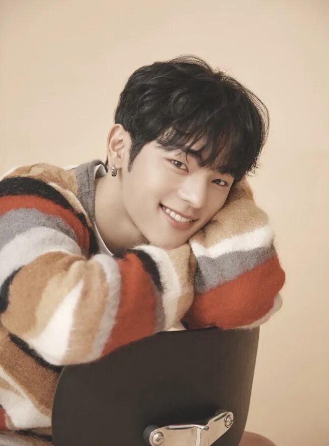 Уджин из Stray Kids. Kim Woojin 2021.