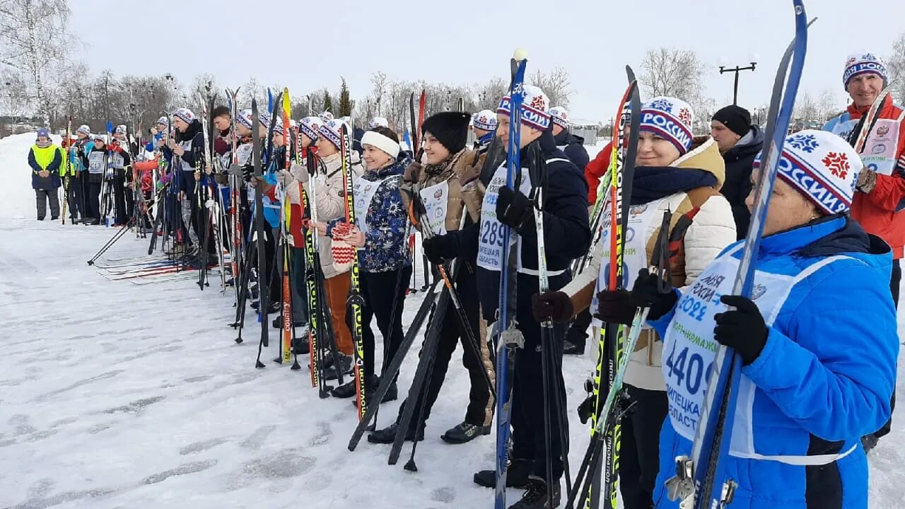 Всероссийская массовая лыжная гонка 2024. Лыжная база. Всероссийская массовая лыжная гонка 2024. Лыжня фото. Лыжные гонки мельничная салда.