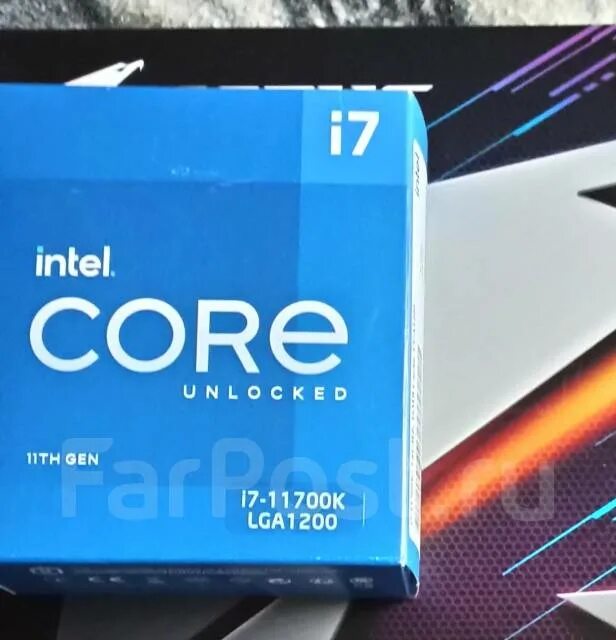 Intel core i7 11700. Core central f-9688.