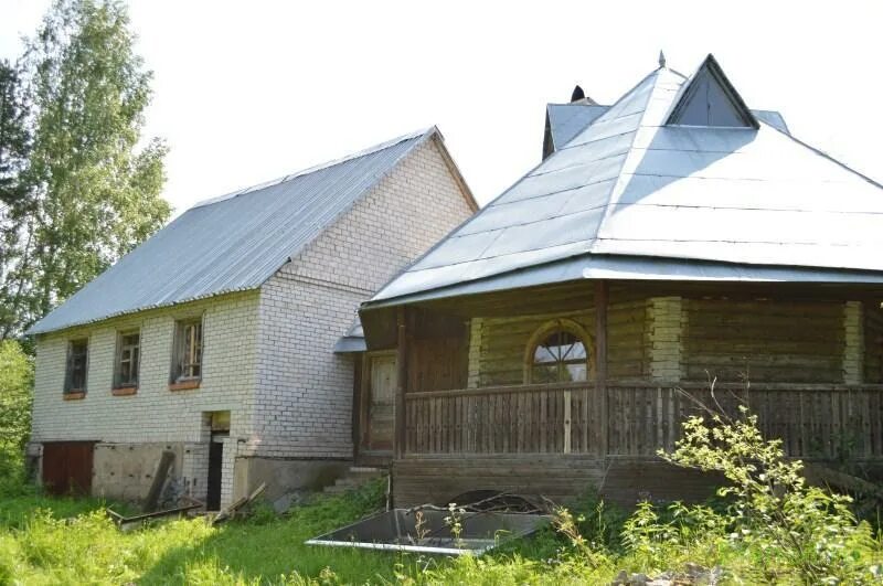 Дома хвойный новгородской. Окуловка ул Новгородская дом 3. Деревня Окуловка Новгородской области. Деревня Березовик Окуловский район. Дом в Окуловке в Новгородской области.