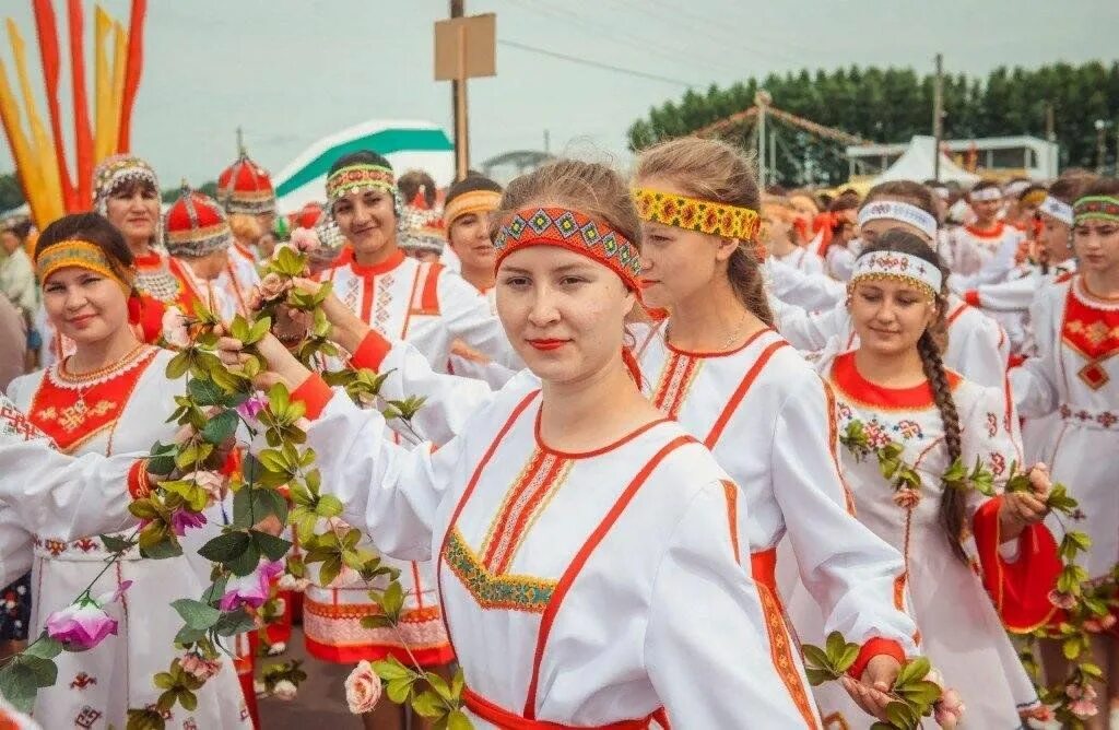 Татарстанские оркестры сыграли фронтовые песни в казанском Парке Победы