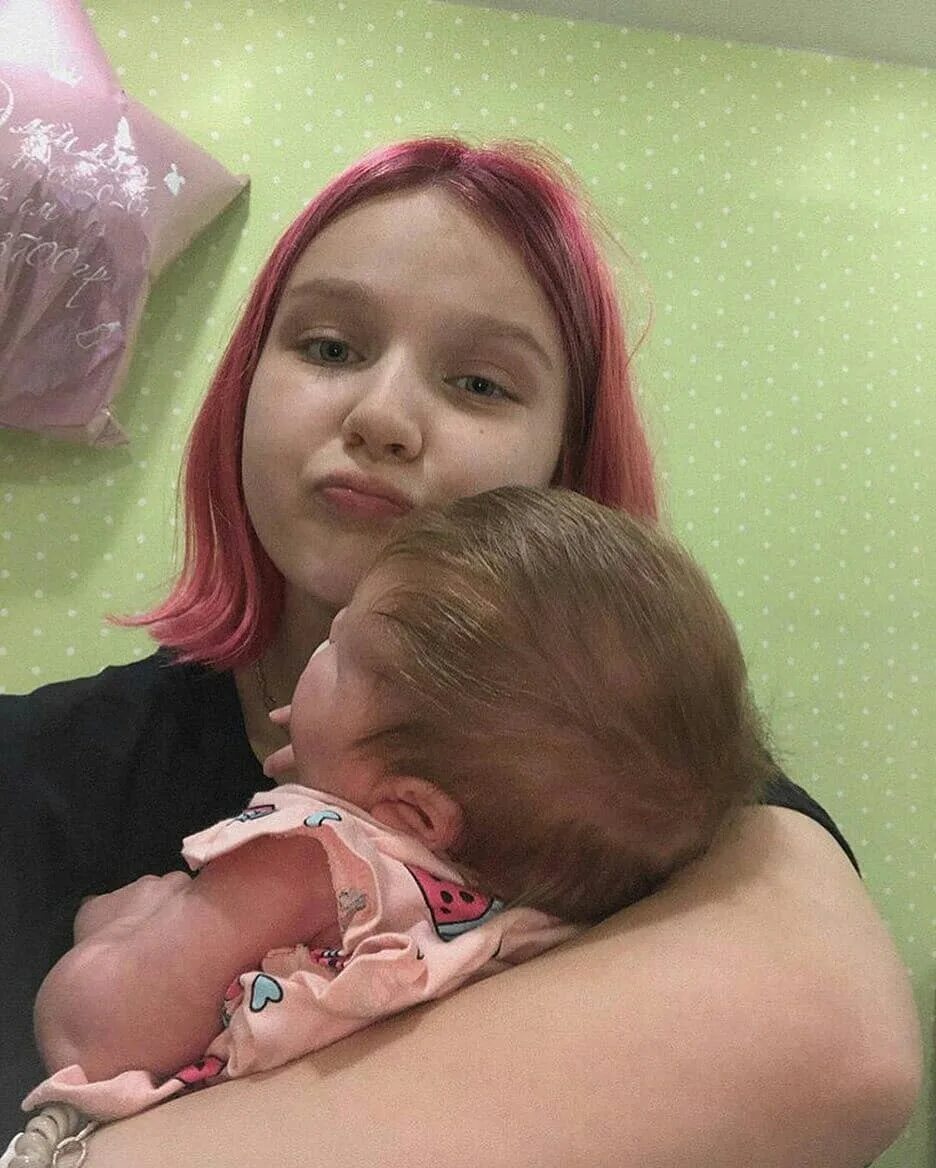 дарья суднишникова забеременела в 13 лет. беременна в 13 сейчас. беременна в 13 сейчас. беременна в 13 даша суднишникова. беременна в 13 сейчас.