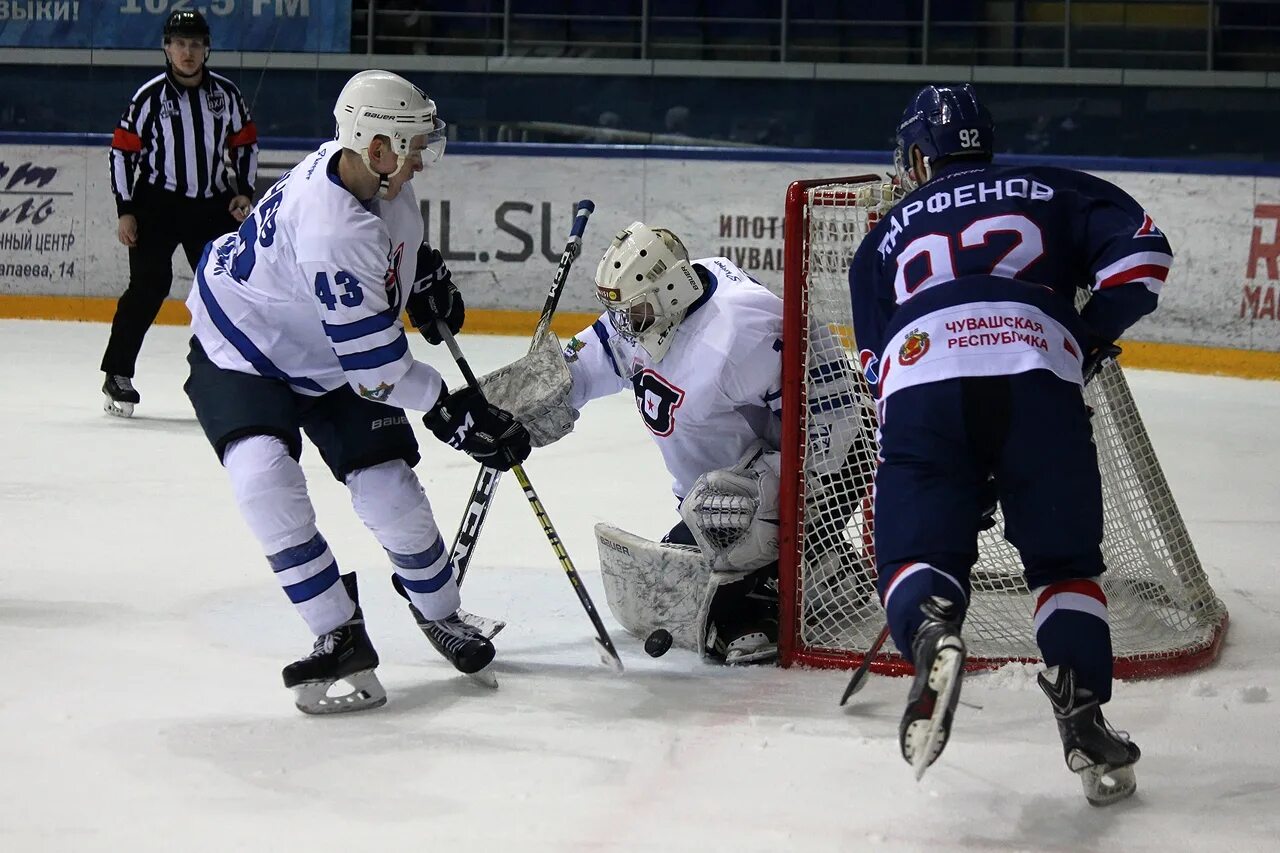 русь хоккей. хоккей. шведская хоккейная команда. юниорская сборная сша по хоккею с шайбой. мячик для хоккея.