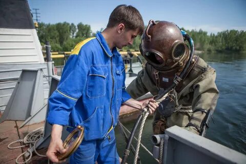 Бывшие водолазы