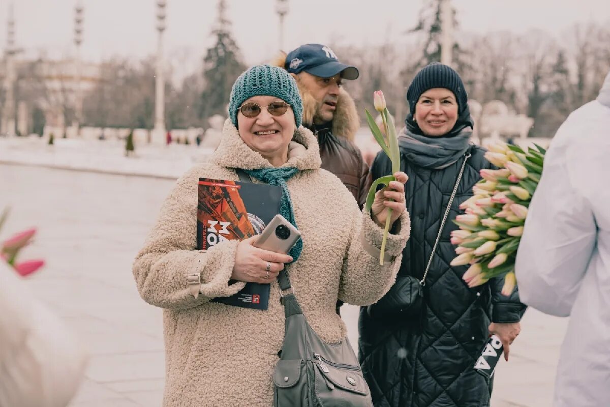 Где в москве будут раздавать цветы