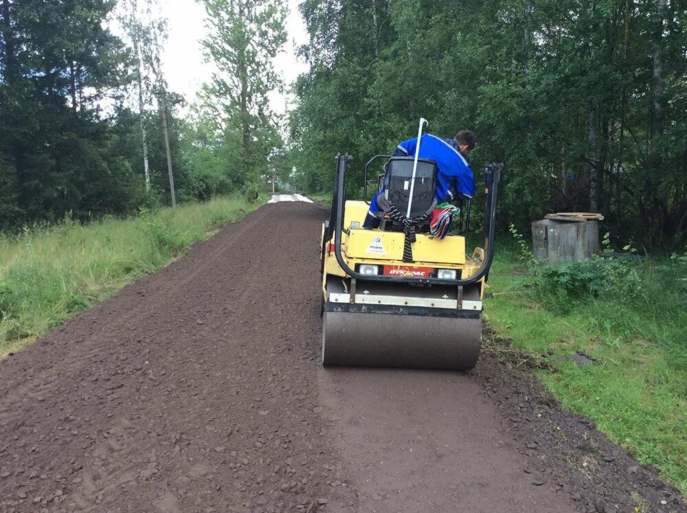 Грунтовые дороги содержание. Профилировка грунтовых дорог что это. профилирование дорог. профилировка дорог грейдером. профилирование дороги это.