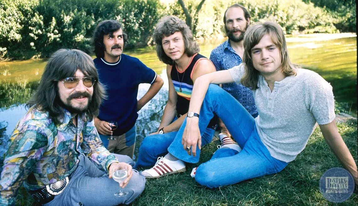 Blues mood. Группа the moody blues. the moody blues рок группа. the moody blues 1971.