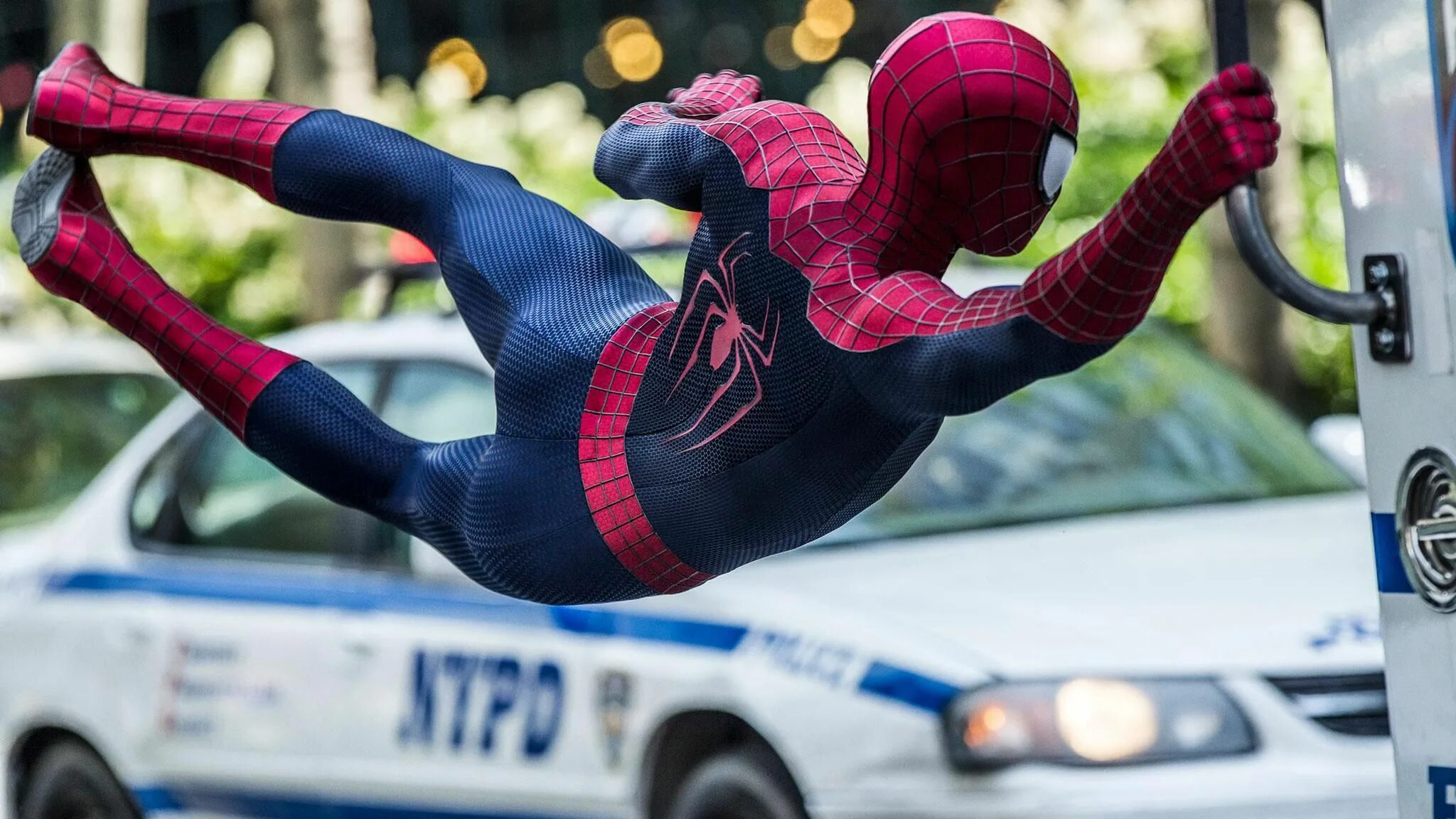 Spiders man running