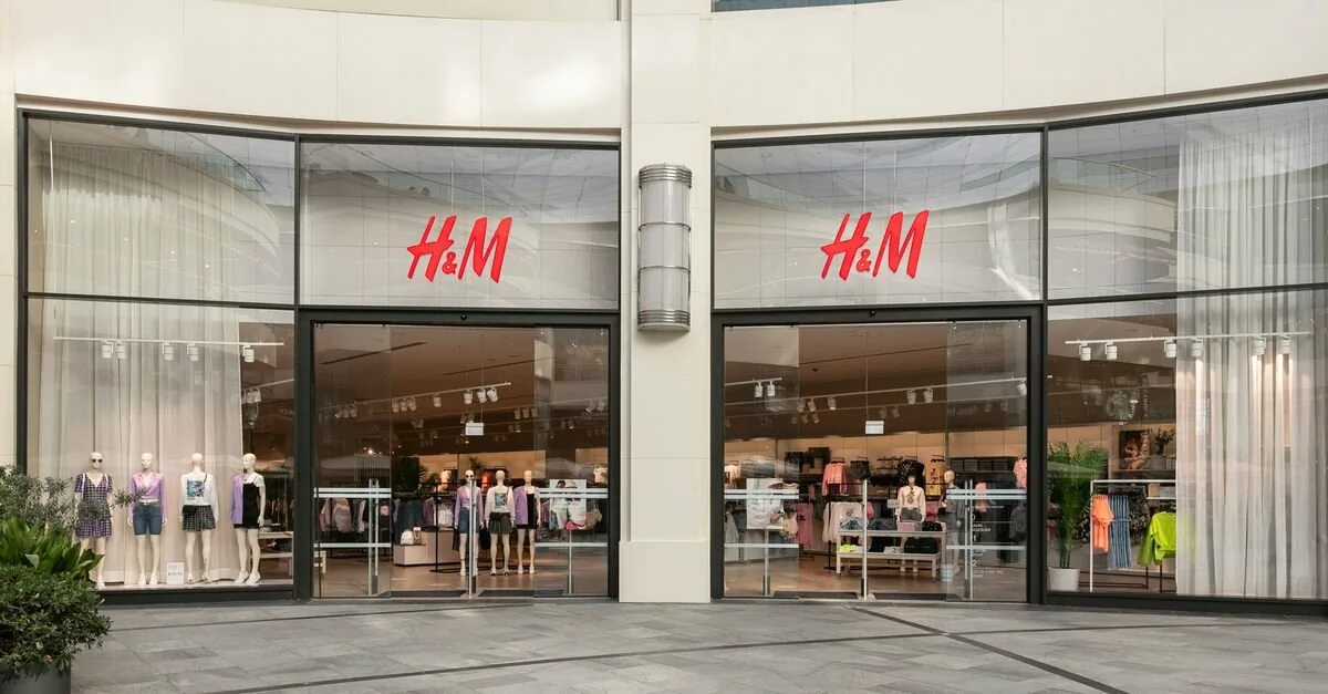 H turkey. HM Стамбул. H M Турция. H&M В Баку. HM Тверская.