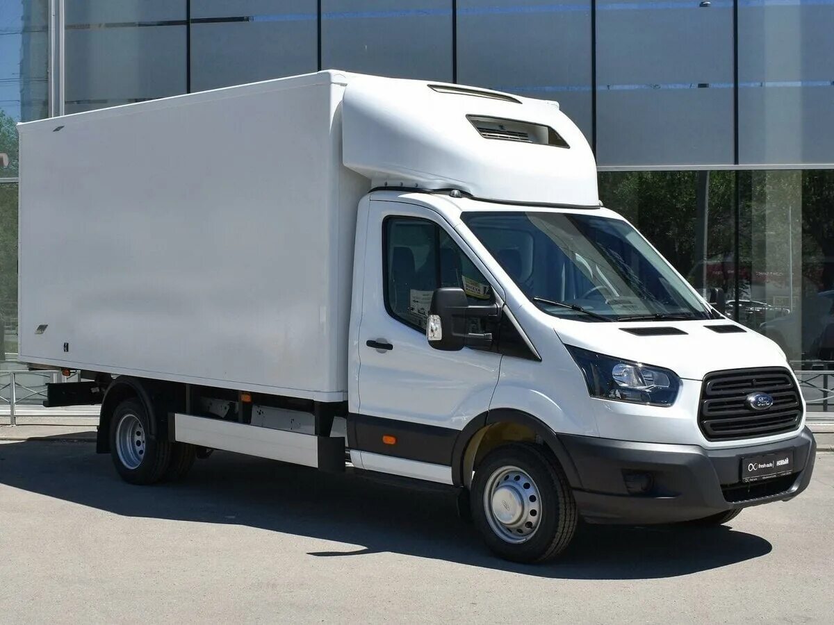 Фургон категории б. Ford Transit рефрижератор 2021. Ford Transit 2.2 грузовой фургон. Форд Транзит 2018 грузовой фургон. Ford Transit 3.5 т.