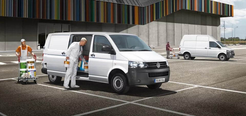Фольксваген t5. Vw multivan t7. Транспортер главная дорога. Vw transporter 2021. Транспортер главная дорога.