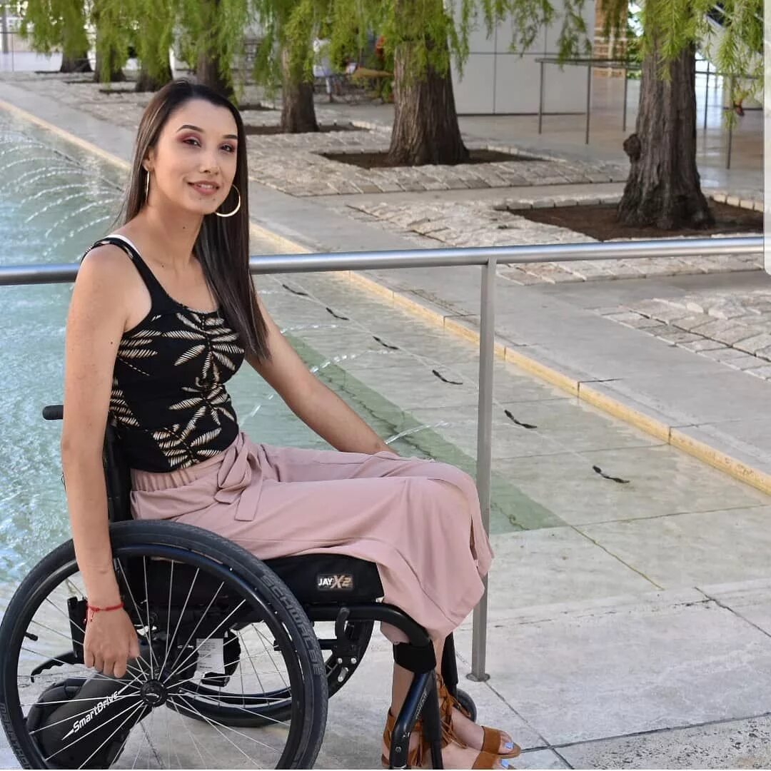 Paraplegic. Nicole paraplegic. Paraplegic. Активная инвалидная коляска. Девушка paraplegic.