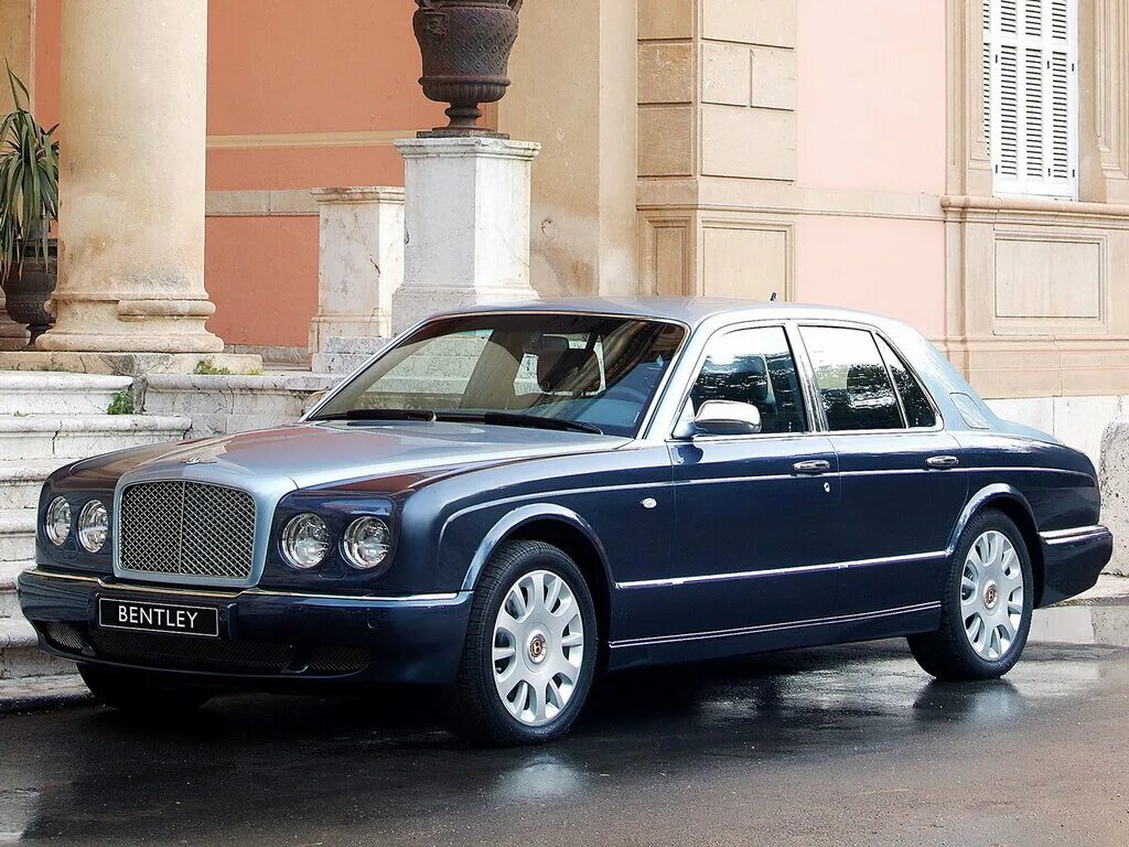 Бентли арнаж. Bentley Arnage r. Бентли Arnage 2005. Bentley Arnage 2020. Bentley Arnage 2002.