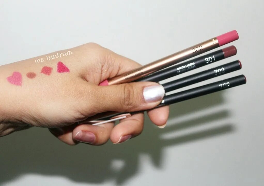 Карандаш для губ 06. Kiko creamy Colour Comfort Lip Liner. Kiko Milano creamy Colour Comfort Lip Liner. Kiko Everlasting Lip Liner. Kiko 533 карандаш для губ.