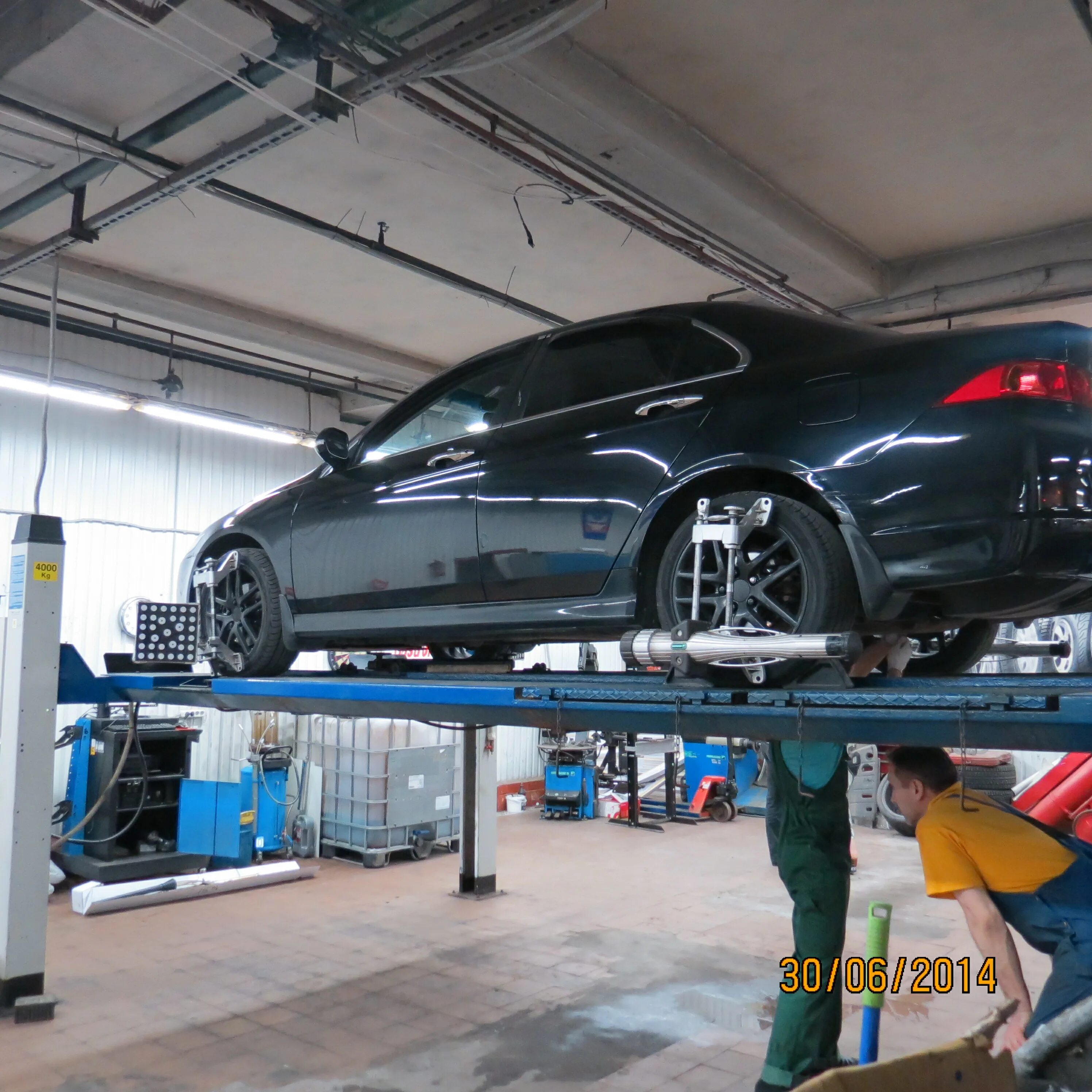 формула х. автомобильный транспорт. гараж на 5 машин. Bmw f10 moscow. автомобильный проезд, д.