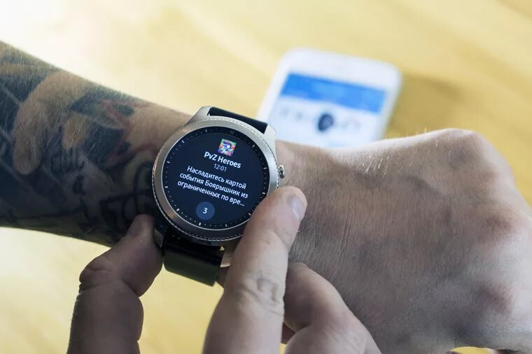 Как подключить galaxy watch 6. Часы с синхронизацией от смартфона. подключить часы самсунг к айфону. самсунг гер s. samsung watch с айфоном.