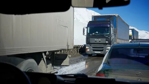 Армянам закрыли верхний ларс