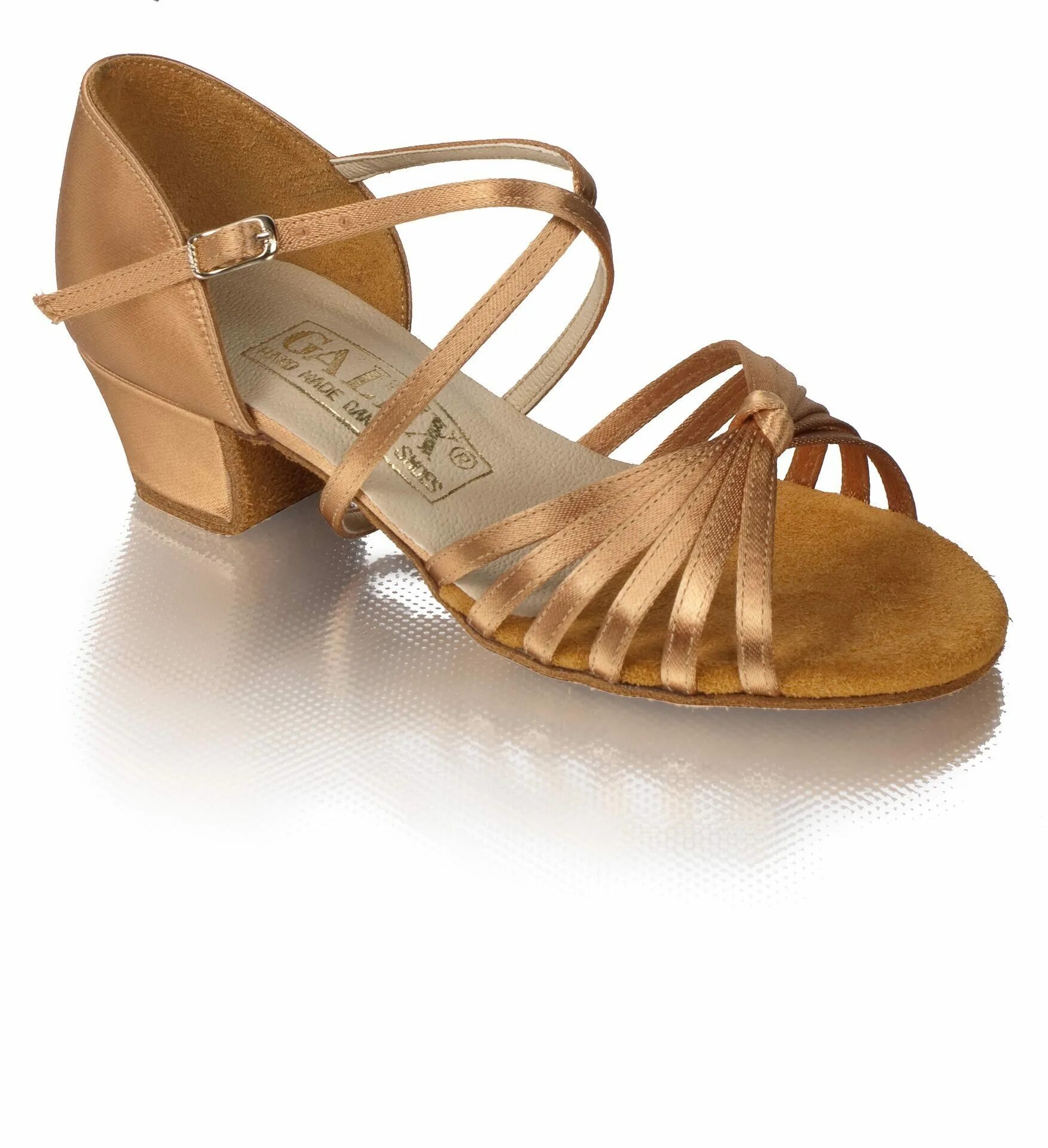 Туфли галекс. Fox обувь для танцев. Магазин обуви для танцев. Магазин обуви. Магазин одежды и обуви.